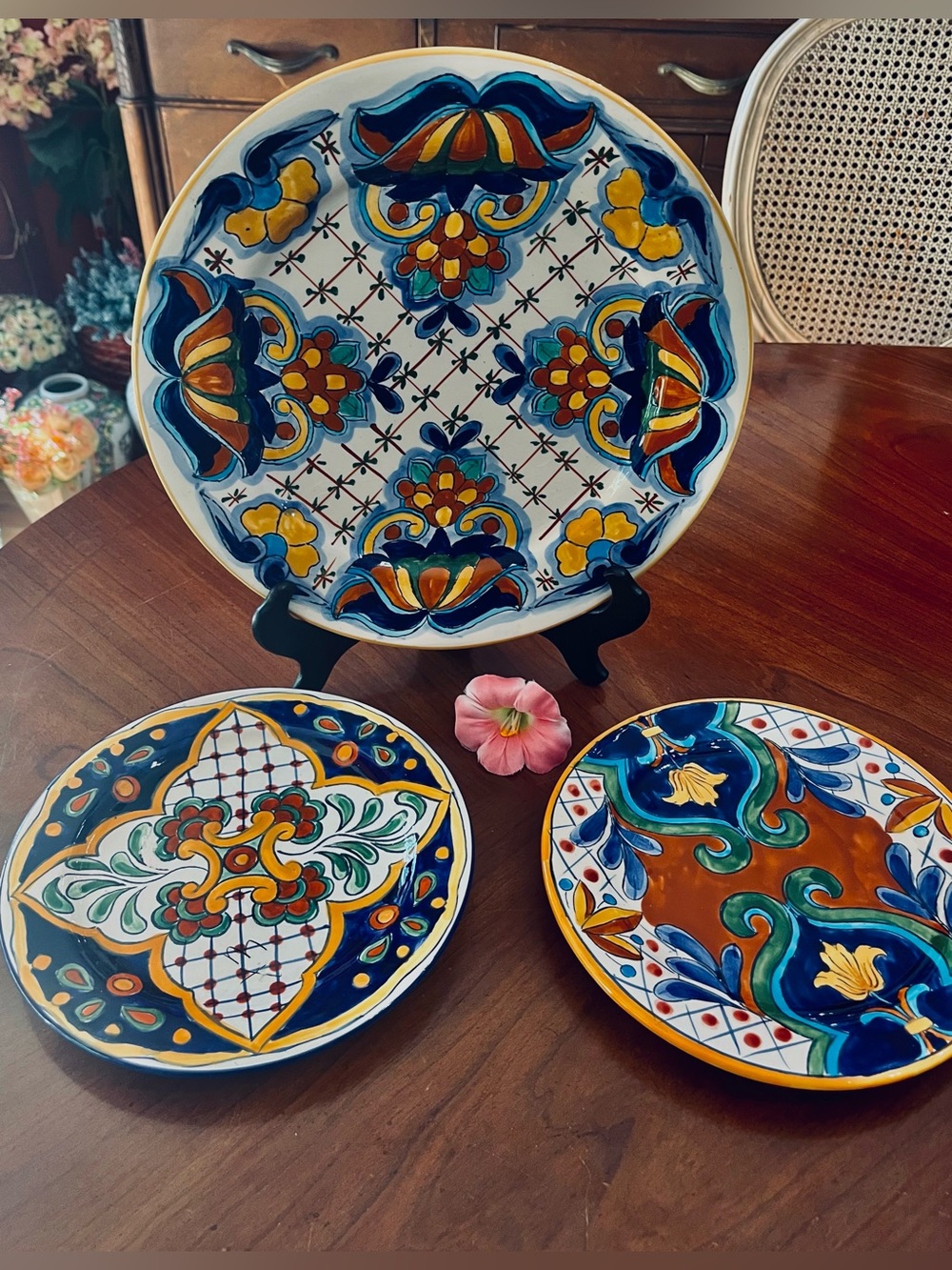 Maxcera Terra Bella Plates Lot 3: Hand-Painted Tuscan Talavera 1 Dinner 2 Salad - Picture 2 of 10